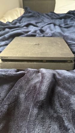 Sony PlayStation 4 Slim,  1tb, 1 Controller, 1 Game, Tested Works