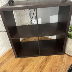 4-cube Storage Shelf