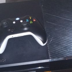 Xbox One (USED) 500GB RAM