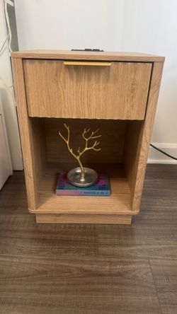 Night stand