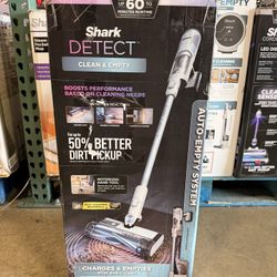 Shark Detect Clean & Empty Cordless Vacuum With Auto Empty Disposal System Brand New In Box 