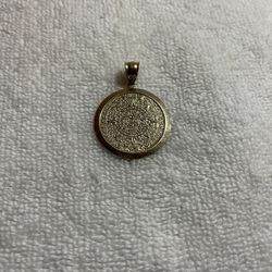 14 KARAT GOLD PENDANT