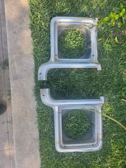 82 and later squarebody headlight bezels