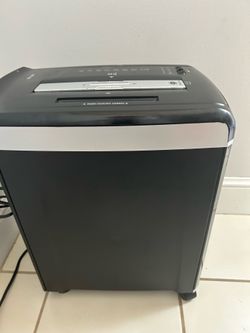 Ativa MD1250 paper shredder.