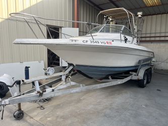 1993 Sea Ray Boat