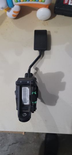 2005 — 2010 Honda Odyssey Pedal Sensor Control