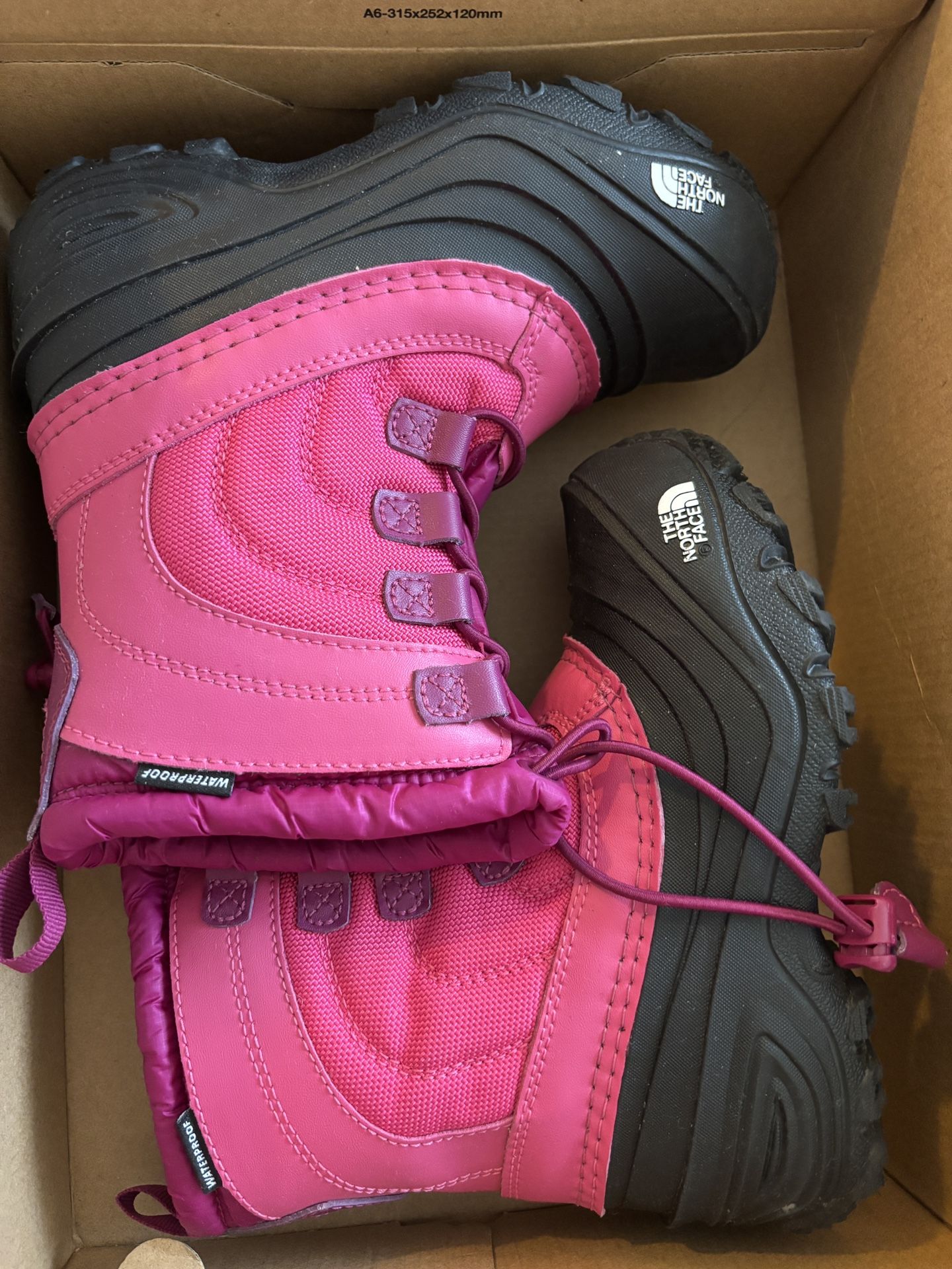 Girls North Face Snow Boots Size 13