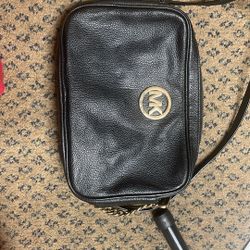 Micheal Kors Cross Body Bag