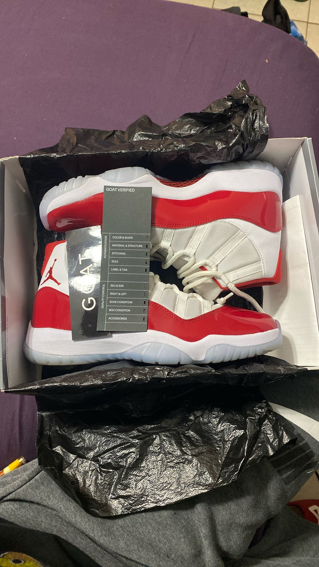 Jordan 11 Cherry
