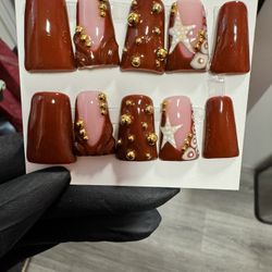 Earthling Duckie Press On Nails