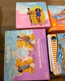 Pool Floaties