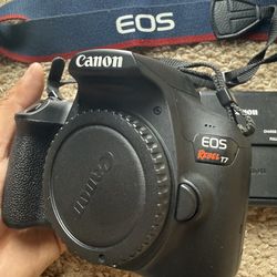 Canon EOS REBEL T7