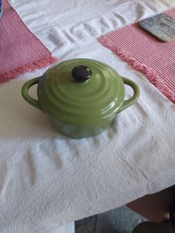 Green cocotte /small dish