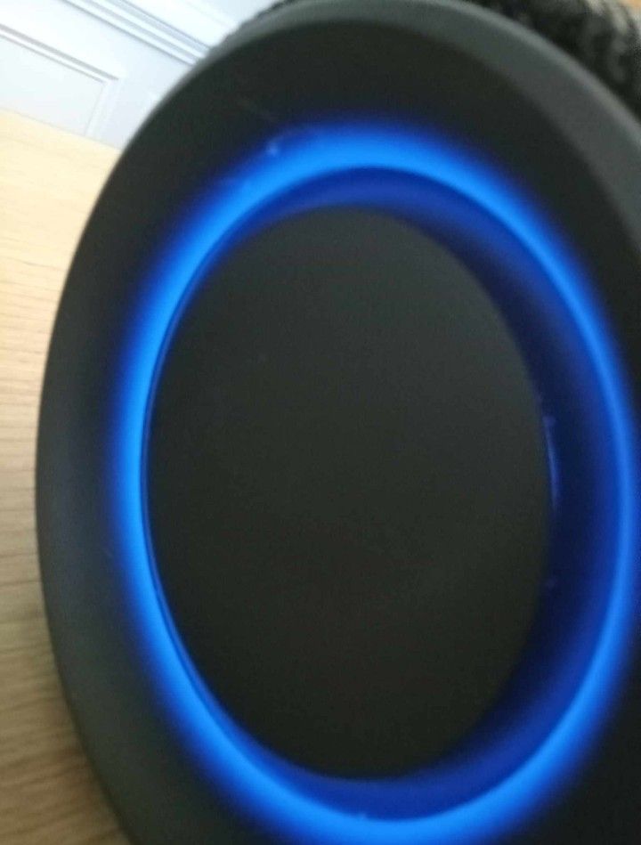 Like New XG300 Wifi speaker. INCREDIBLE SOUND.