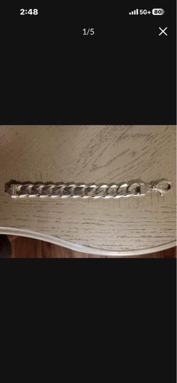 Manilla de plata Italiana 925. Precio negociable.