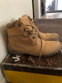 Keep work boots