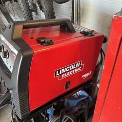 Lincoln 140 MiG Or Flux Welder 