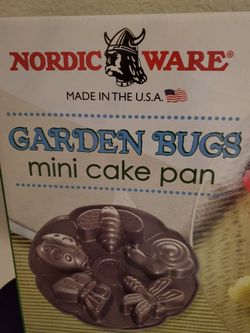 Nordic Ware Garden Bugs Mini Cake Pan