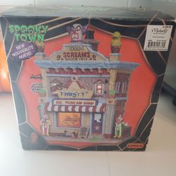 Lemax Spooky Town Frosty's Ice Scream Shop