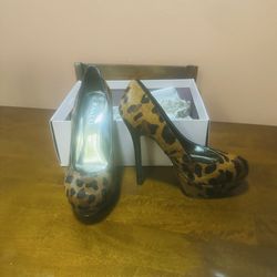 Melinaleop “By Bakers”