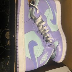 AIR  Jordan  PURPLE SHOES  SIZE  ((8)) New 