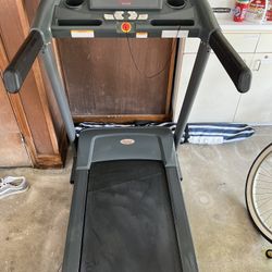 Treadmill 