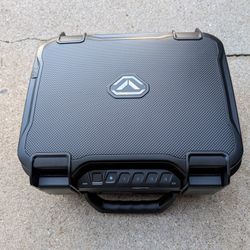 Vaulttek  Lifepod XR