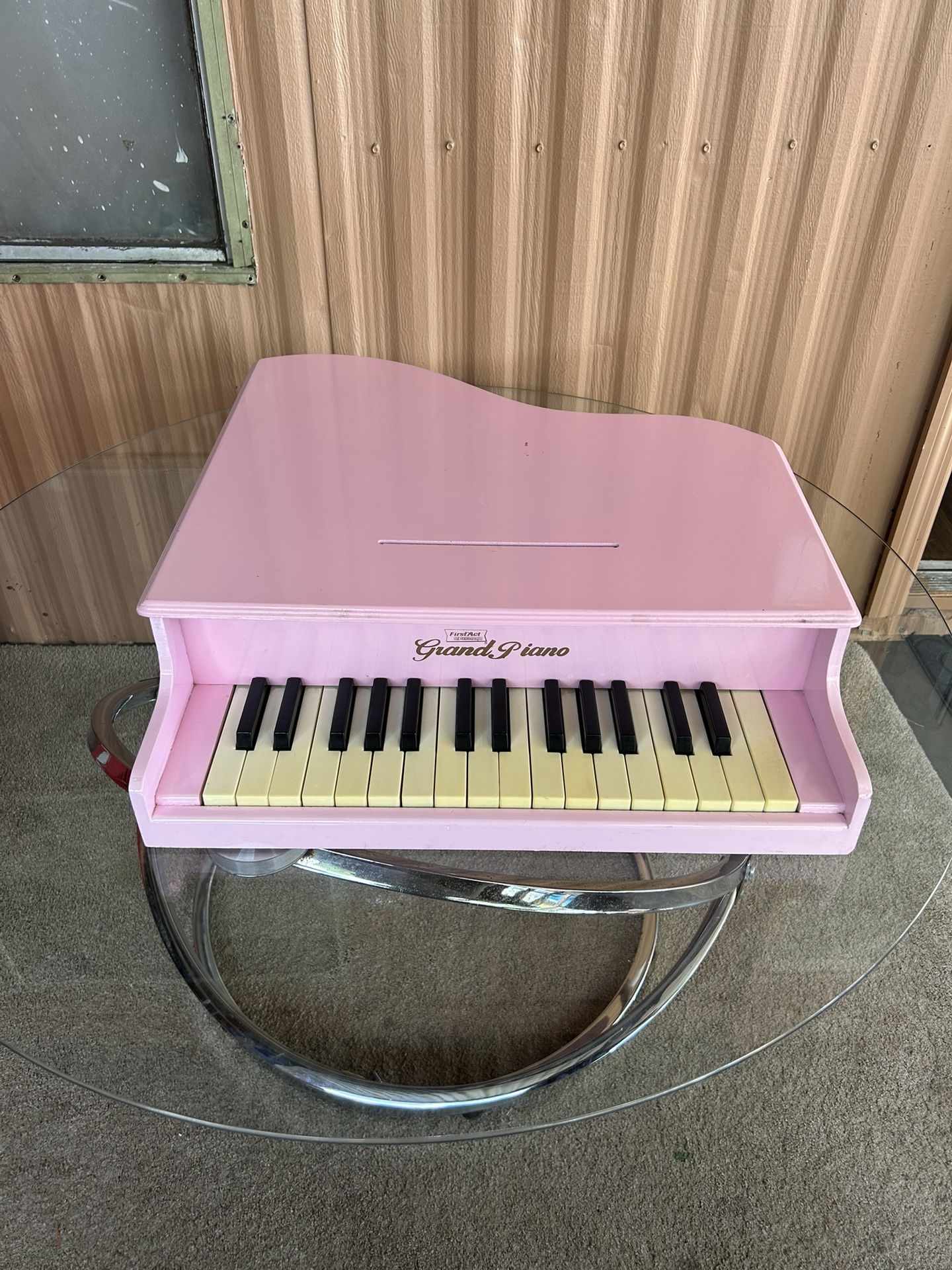 Vintage Pink Piano