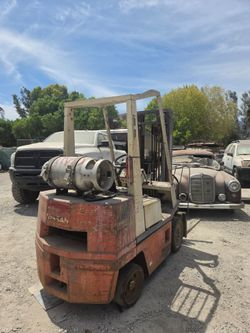 Nissan CPH02A25V Forklift