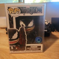 Venom bobble head