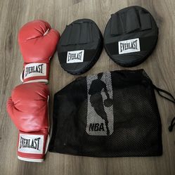 Boxing gloves