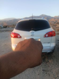 08 Buick enclave