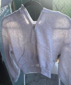 Grey crop sweater