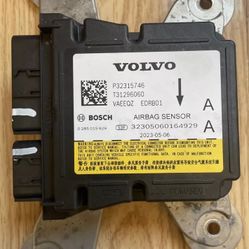2023 Volvo V60 / S60 B5 srs Module 550$ Only Parts 