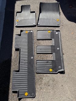 Rivian R1S Gen 2 All-Weather Floor Mats