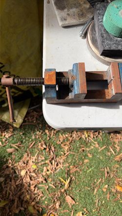 Cast Iron Drill Press Vice / Milling Machine Clamp