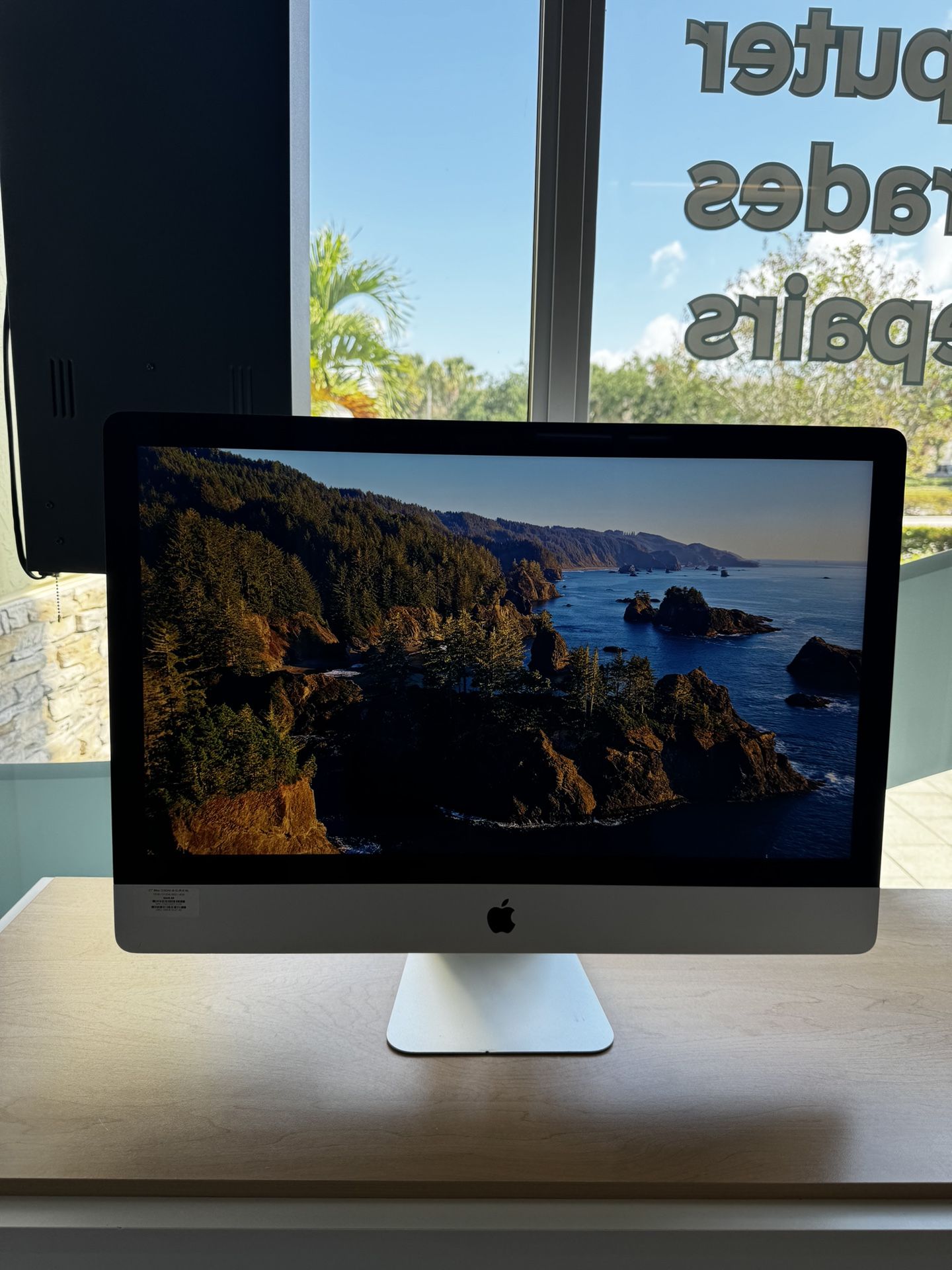 27” iMac Retina 16GB Memory And 512Gb SSD 