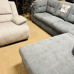 Stunning Stylish Very Nice Sectional!