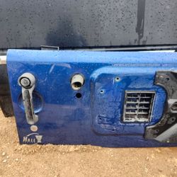 Jeep wrangler JK tailgate