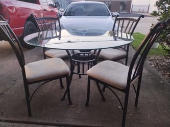 Round Glass Top Dining Table with 4 Chairs