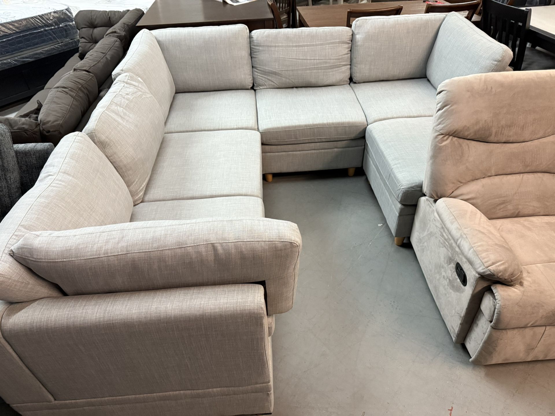 MODERN SECTIONAL GREY / SECCIONAL GRIS