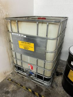 330 Gallon Waste Oil Tote