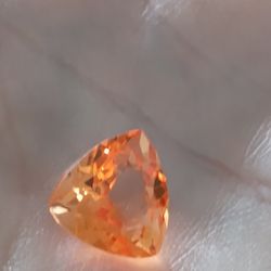 7.10 Carat Peach 🍑 Trillion Cut Sapphire AAA