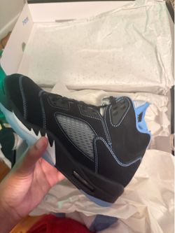 Jordan 5s Black Carolina