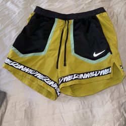 Nike 3M Running Shorts 5” Inseam