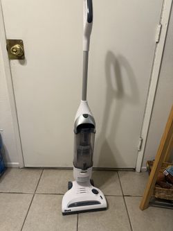 White Shark Vacuum
