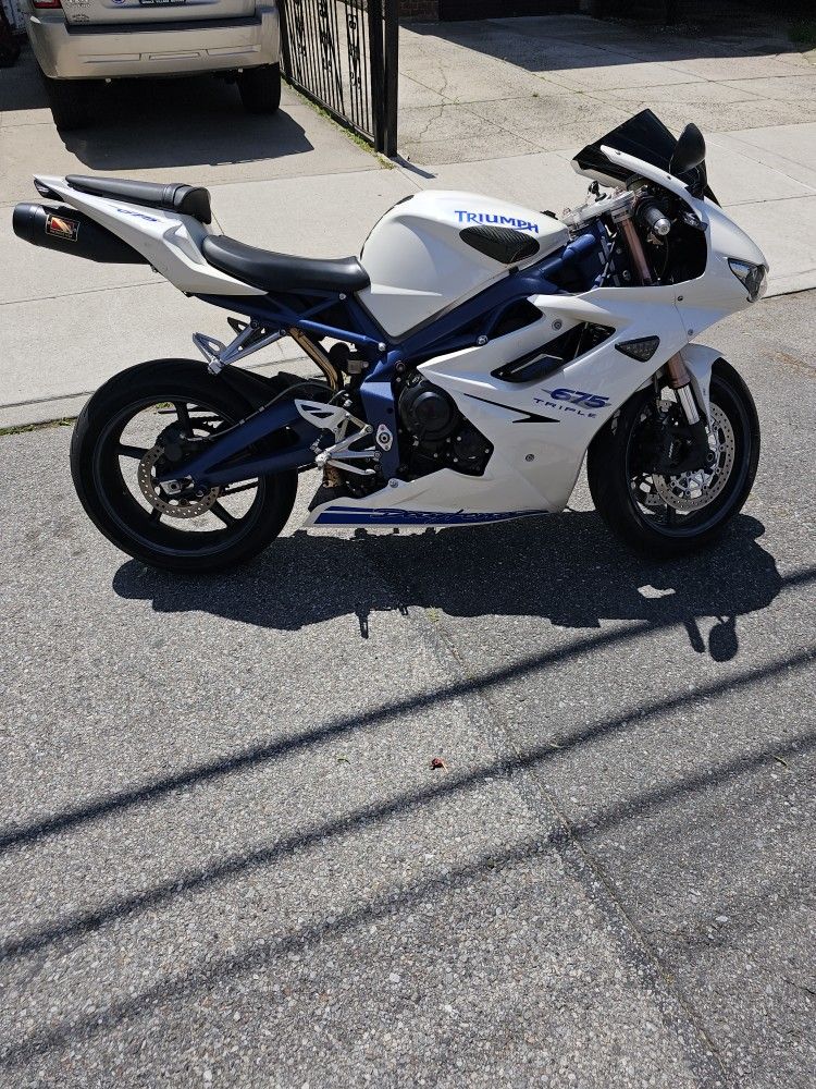2010 Triumph Daytona 675