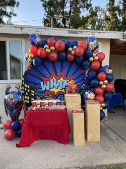Superman/wonder Woman Party Decor 