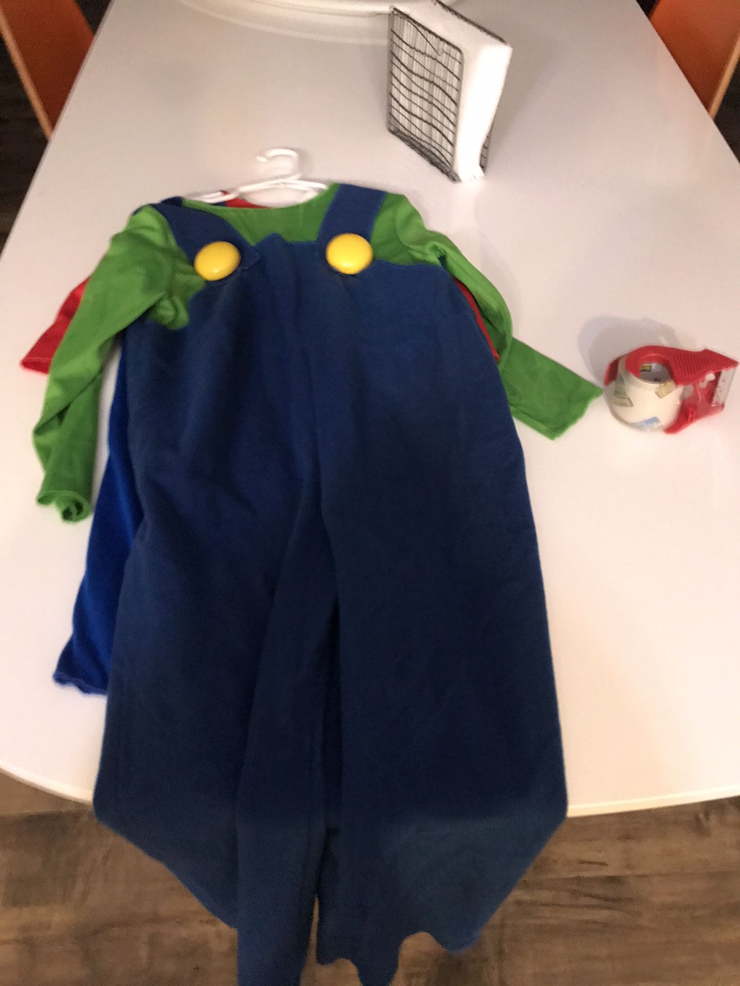 3t Luigi costume