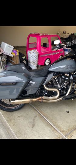 2022 road glide st